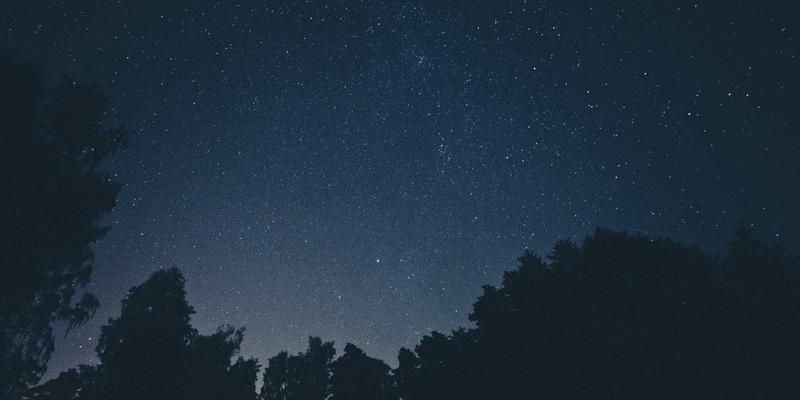 筑牢安全防线，智联未来：青岛危化品物流从仓储到运输的全流程合规与技术创新